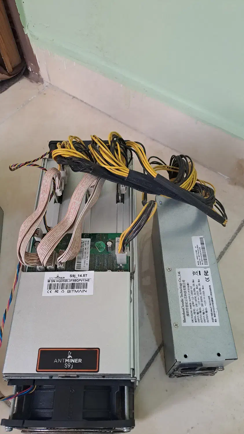 2 دستگاه ماینر فول تراهش  Antminer S9j -S9 SE 17Th|قطعات و لوازم جانبی رایانه|اهواز, کمپلو شمالی|دیوار