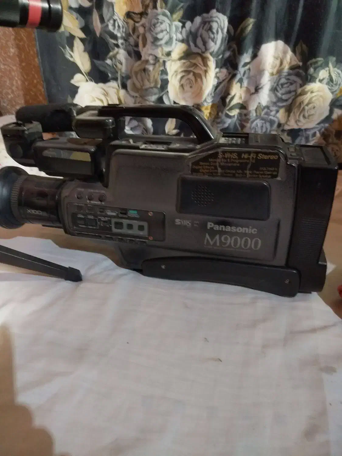 دوعددتلسگوپ بایک عدد دوربین فیلمبرداری|دوربین عکاسی و فیلمبرداری|شهرکرد, |دیوار