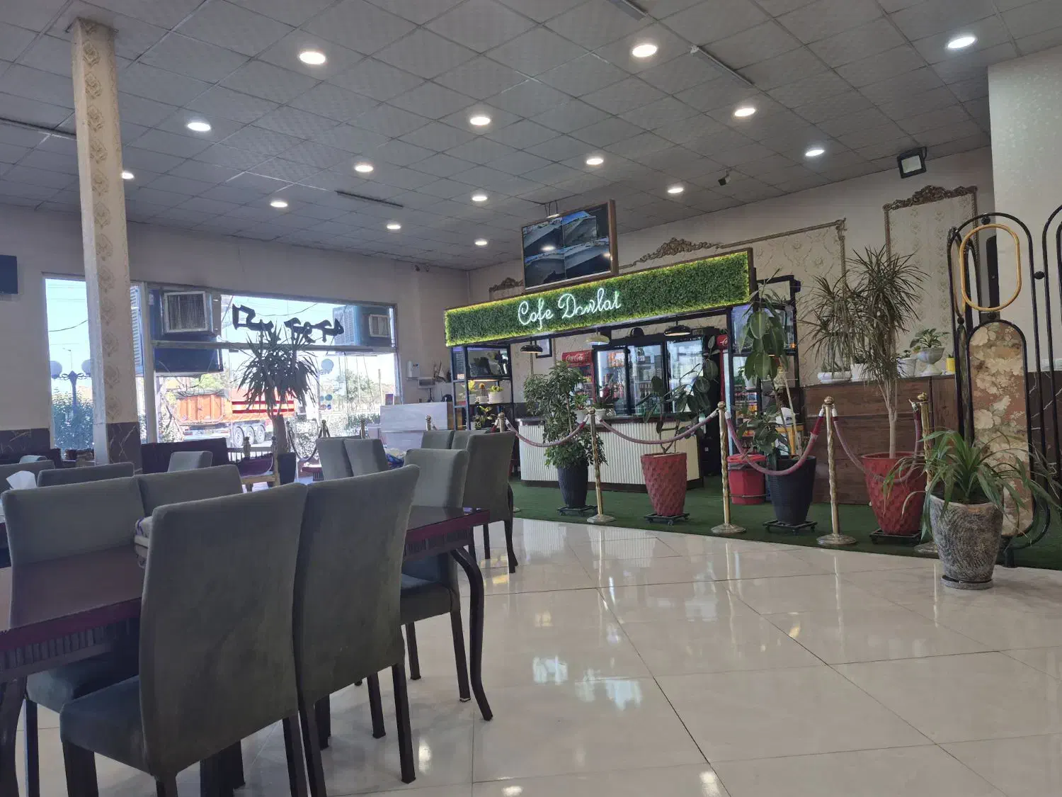 نیرو رستوران|استخدام خدمات فروشگاه و رستوران|سبزوار, قصبه غربی|دیوار