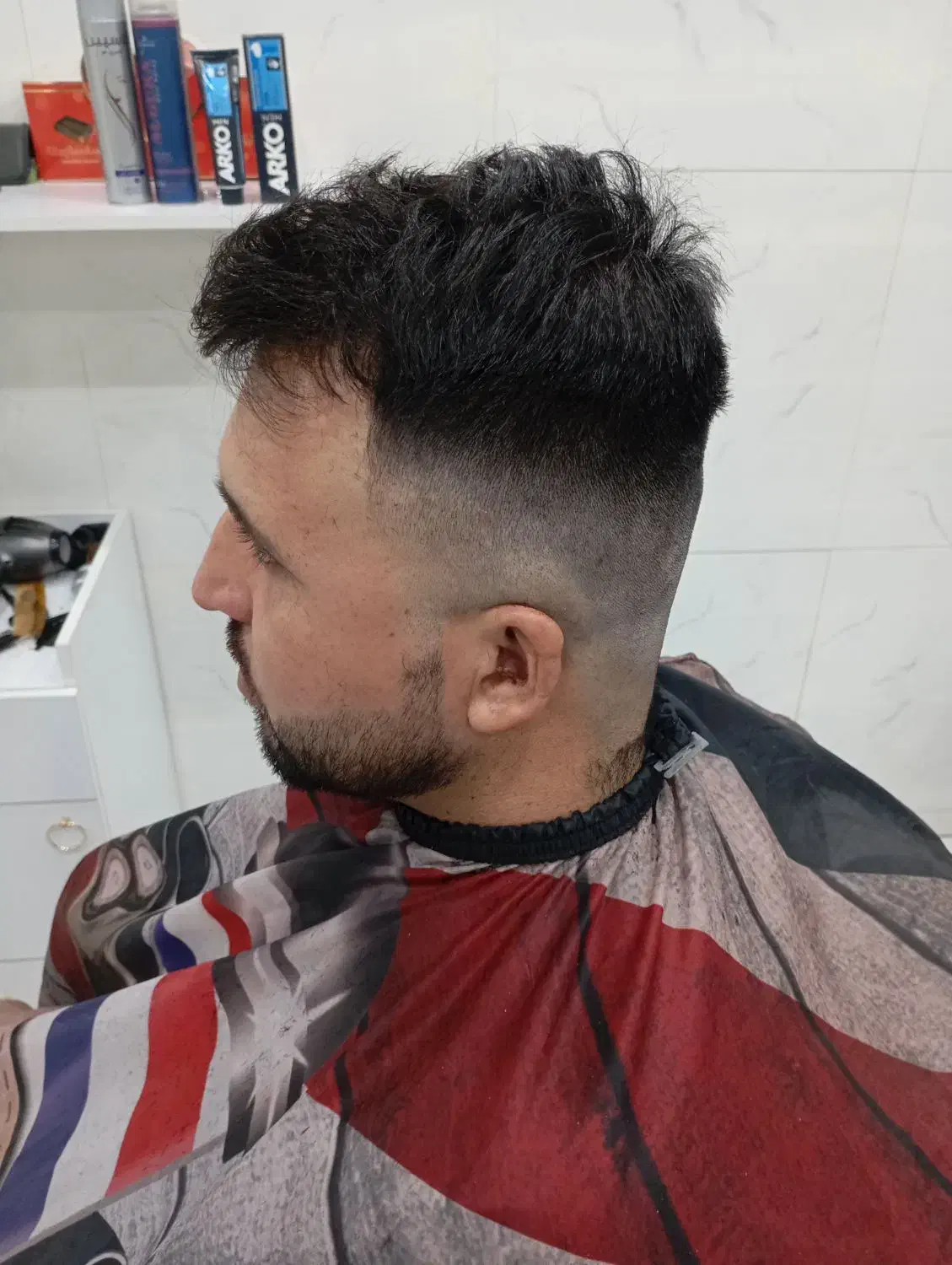 پیرایش و اصلاح سر ۶۰تومن|خدمات آرایشگری و زیبایی|ری, شهید بهشتی|دیوار