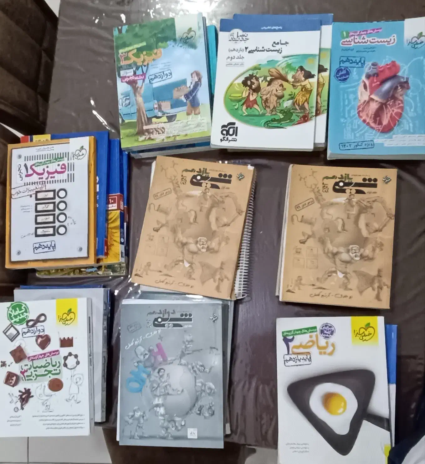 کتاب های کمک آموزشی چاپ ۹۸ تا ۱۴۰۱|کتاب و مجله آموزشی|تهران, توحید|دیوار