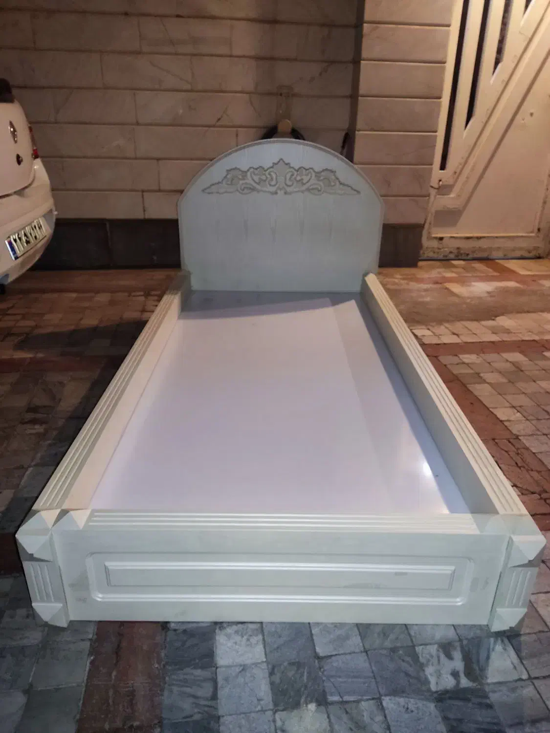 تخت یکنفره چوب ممبران درحد نو|تخت و سرویس خواب|تهران, صادقیه|دیوار