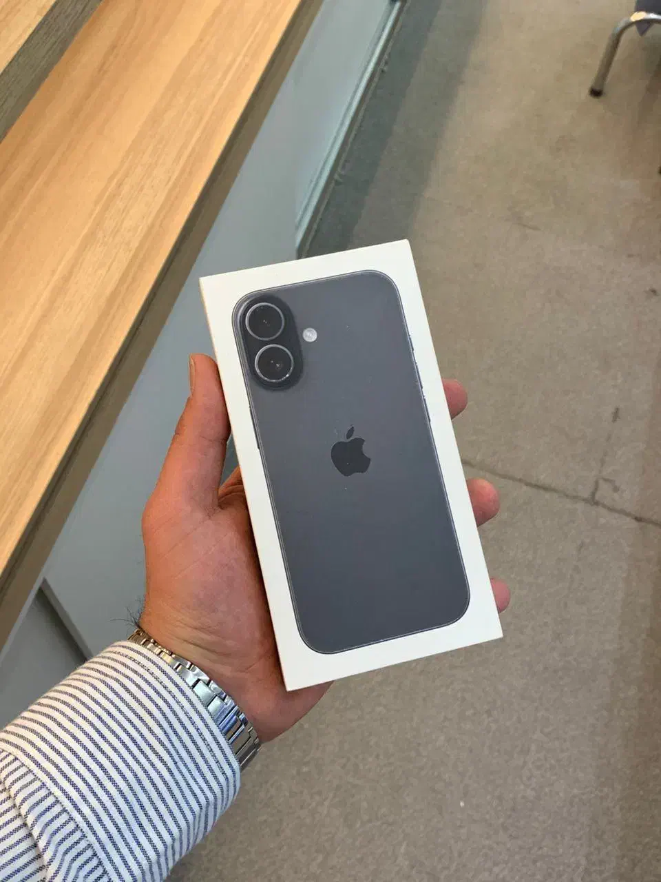 آیفون 17 نرمال iphone 17 normal بدون کد پلمپ نات|موبایل|اصفهان, گلزار|دیوار