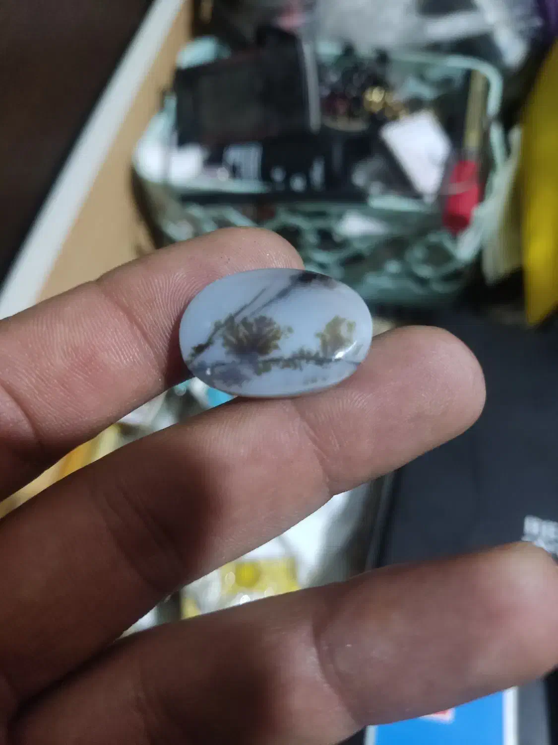 سنگ شجر|جواهرات|قم, قلعه یزدیها|دیوار