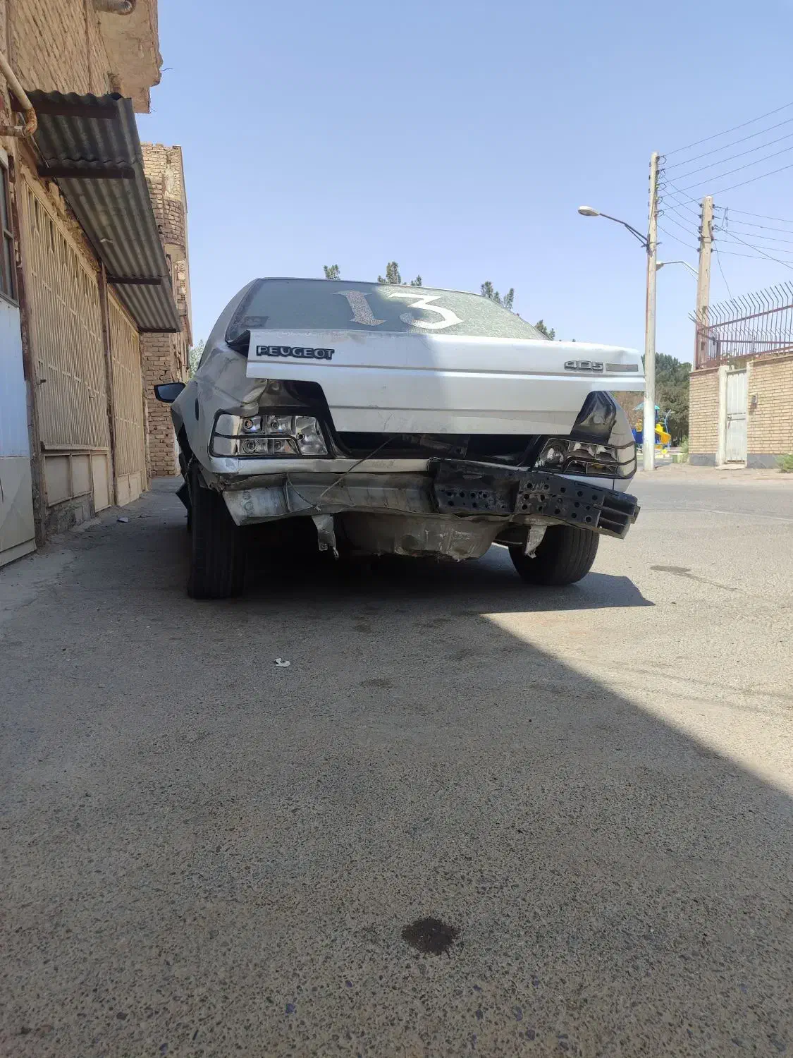 خودرو تصادفی|خودرو کلاسیک|آران و بیدگل, |دیوار