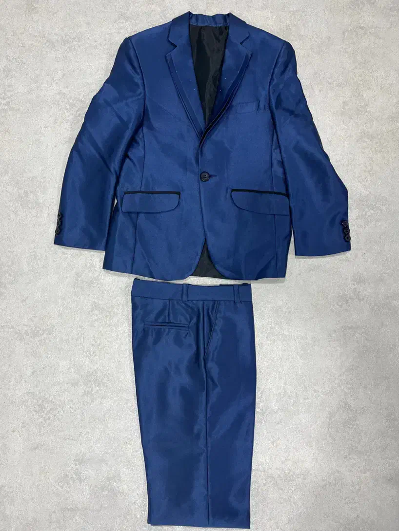 کت و شلوار بچه گانه|کفش و لباس بچه|گنبد کاووس, |دیوار