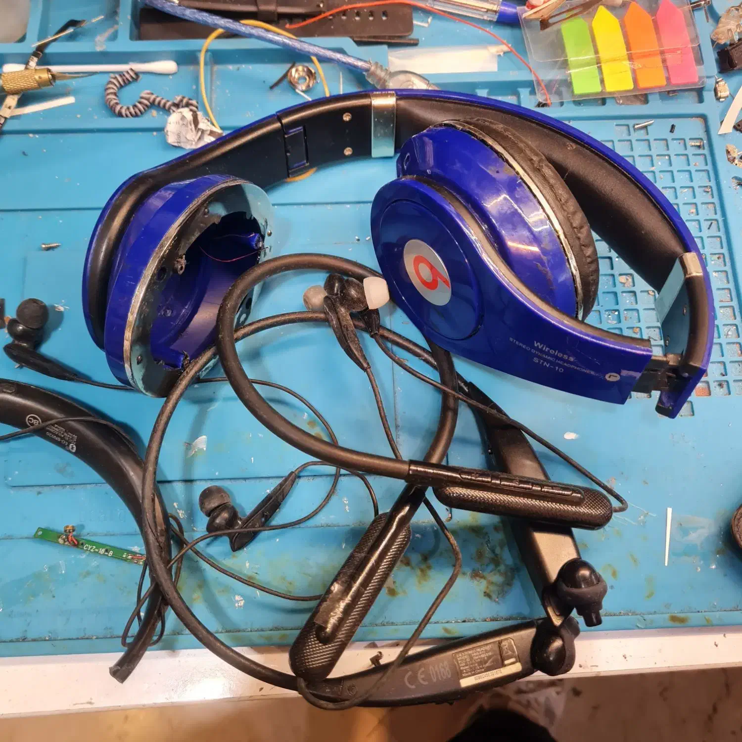 تعمیرات انواع ایرپاد هندزفری ، هدفون سیمی و بی سیم|لوازم جانبی موبایل و تبلت|اصفهان, شاهزید|دیوار