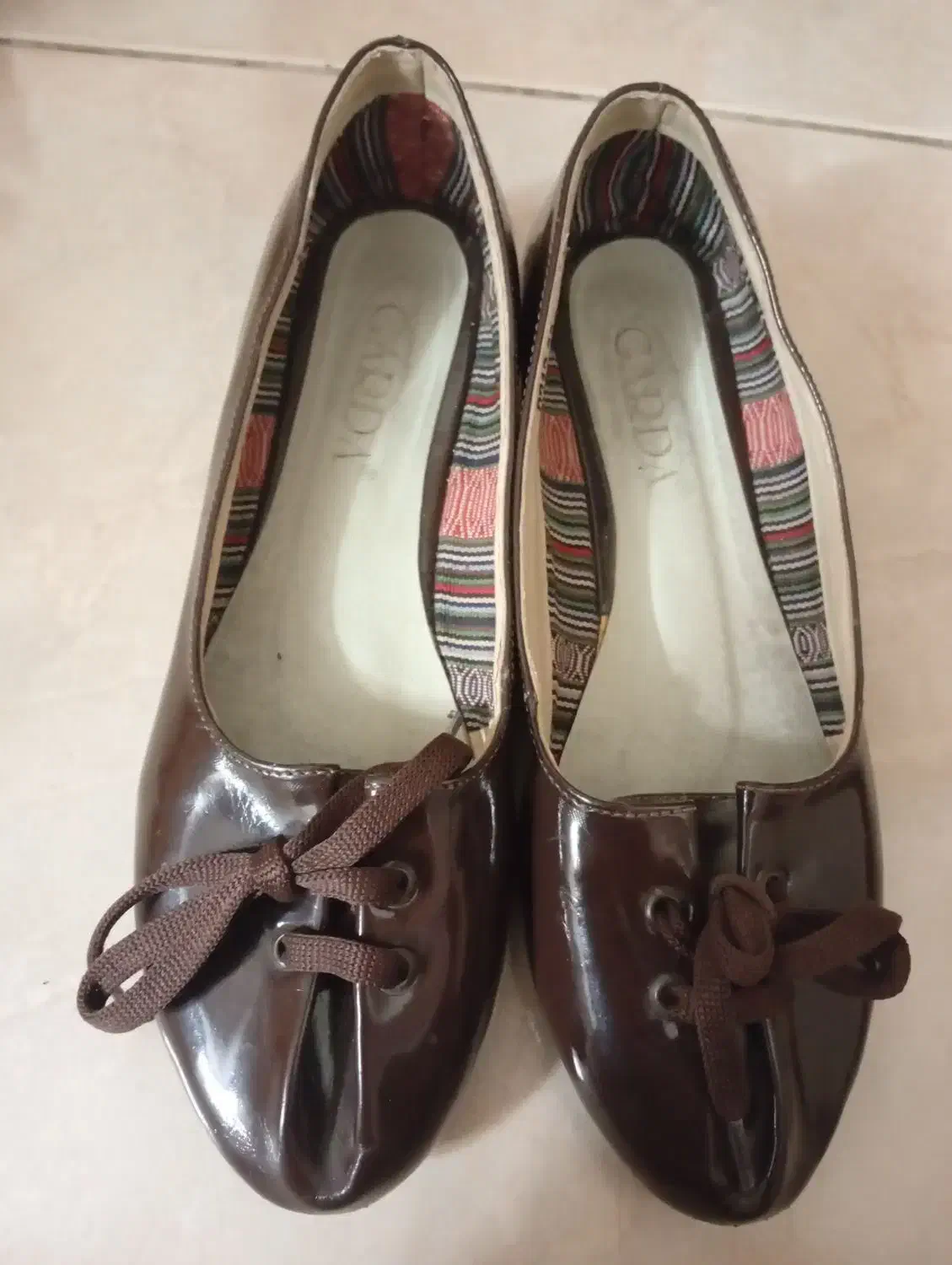 تعدادی کفش سایز 37و39|کیف، کفش، کمربند|اصفهان, امیرعرب|دیوار