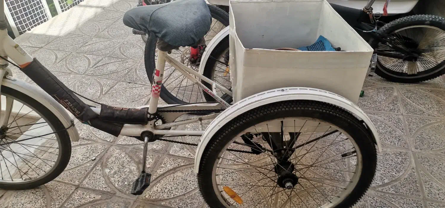 سه چرخه بزرگسال و دوچرخه 24|دوچرخه، اسکیت، اسکوتر|اصفهان, شهرک میلاد|دیوار