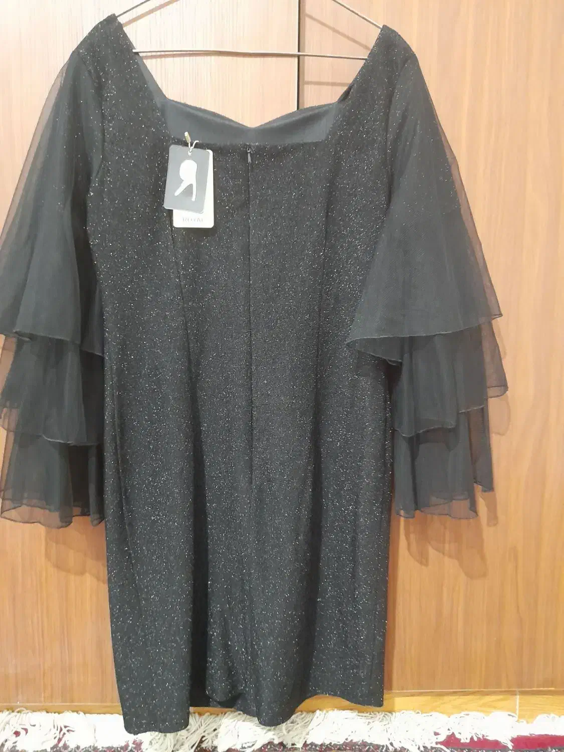 پیراهن مجلسی|لباس|ازنا, |دیوار