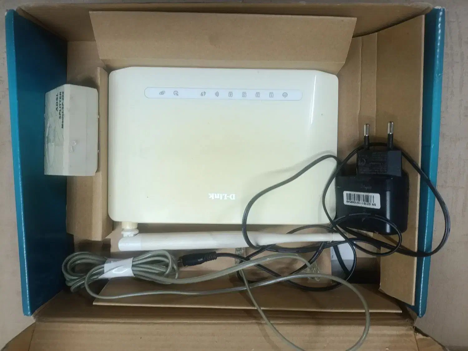 مودم Dlink سالم|مودم و تجهیزات شبکه|قم, انصار‌الحسین|دیوار