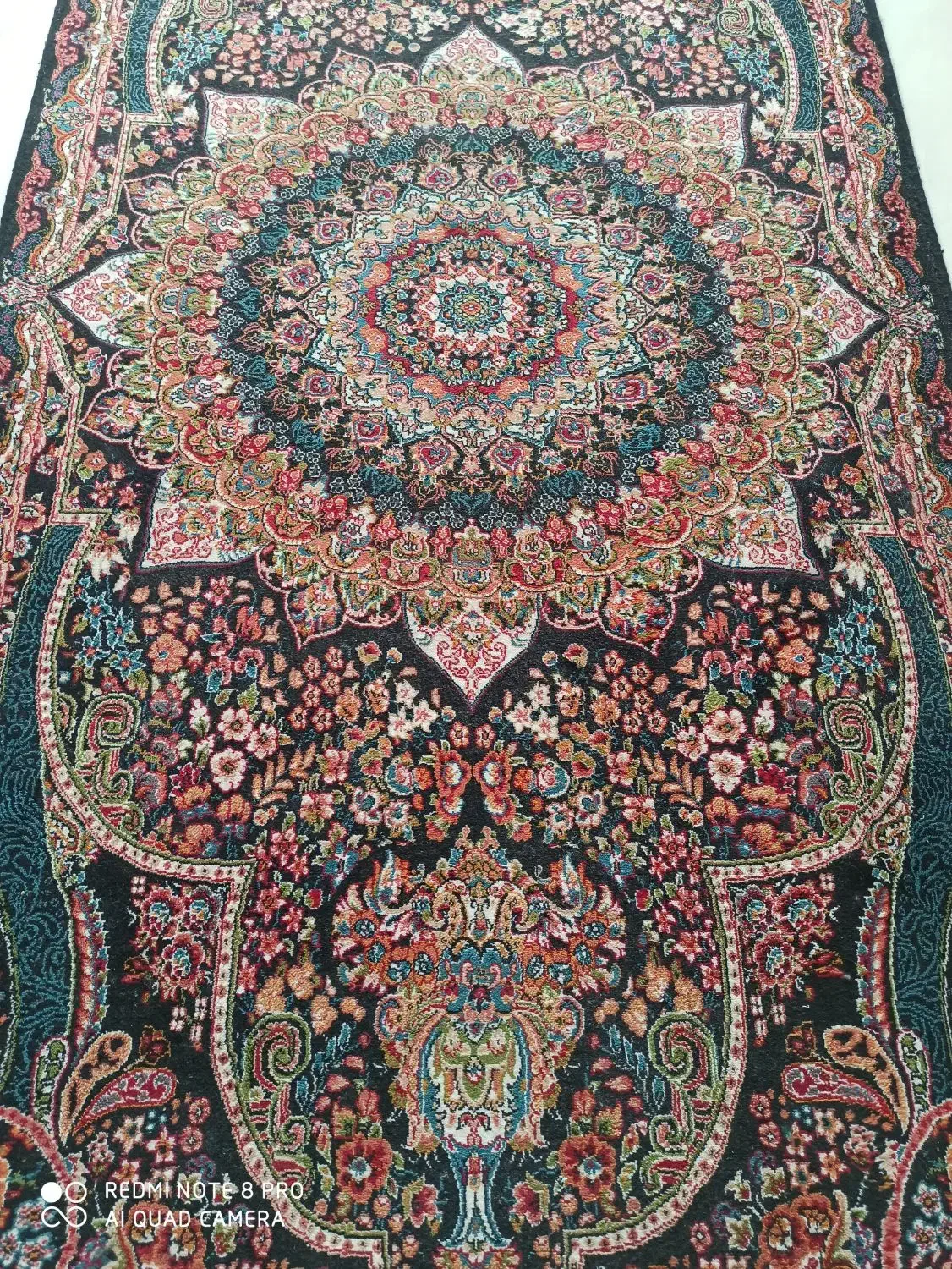 کنار فرشی ماشینی|فرش|شیراز, شهرک فرزانگان|دیوار