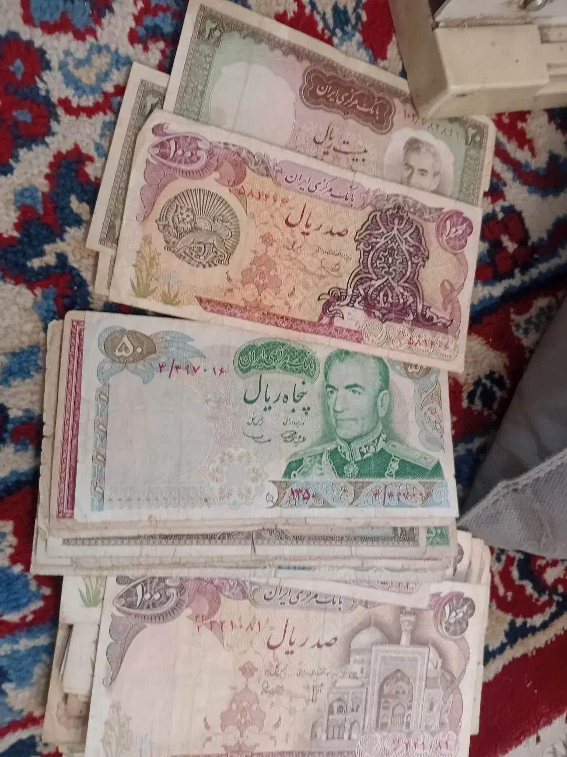 شصت عدد اسکناس شاهی همه مدل|کلکسیون سکه، تمبر، اسکناس|سبزوار, رباط|دیوار
