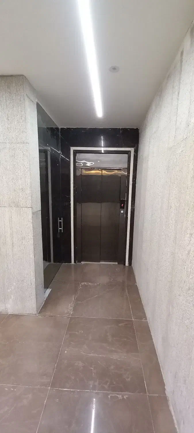 اپارتمان ۱۵۲ متر سه خواب ۸۰ متر حیاط شیک اختصاصی|فروش آپارتمان|هشتگرد, فاز ۱ مهستان|دیوار