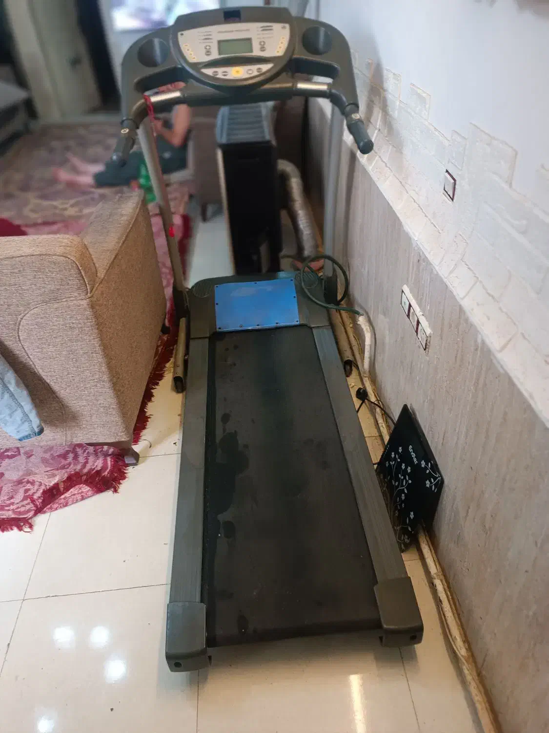 تردمیل کاملا سالم|تجهیزات ورزشی|صفادشت, |دیوار