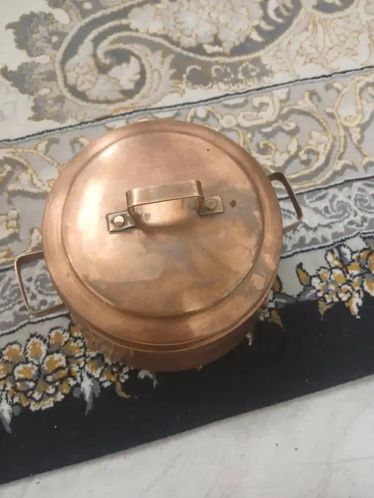 چراغ و قابلمه مسی|کلکسیون اشیاء عتیقه|اراک, |دیوار