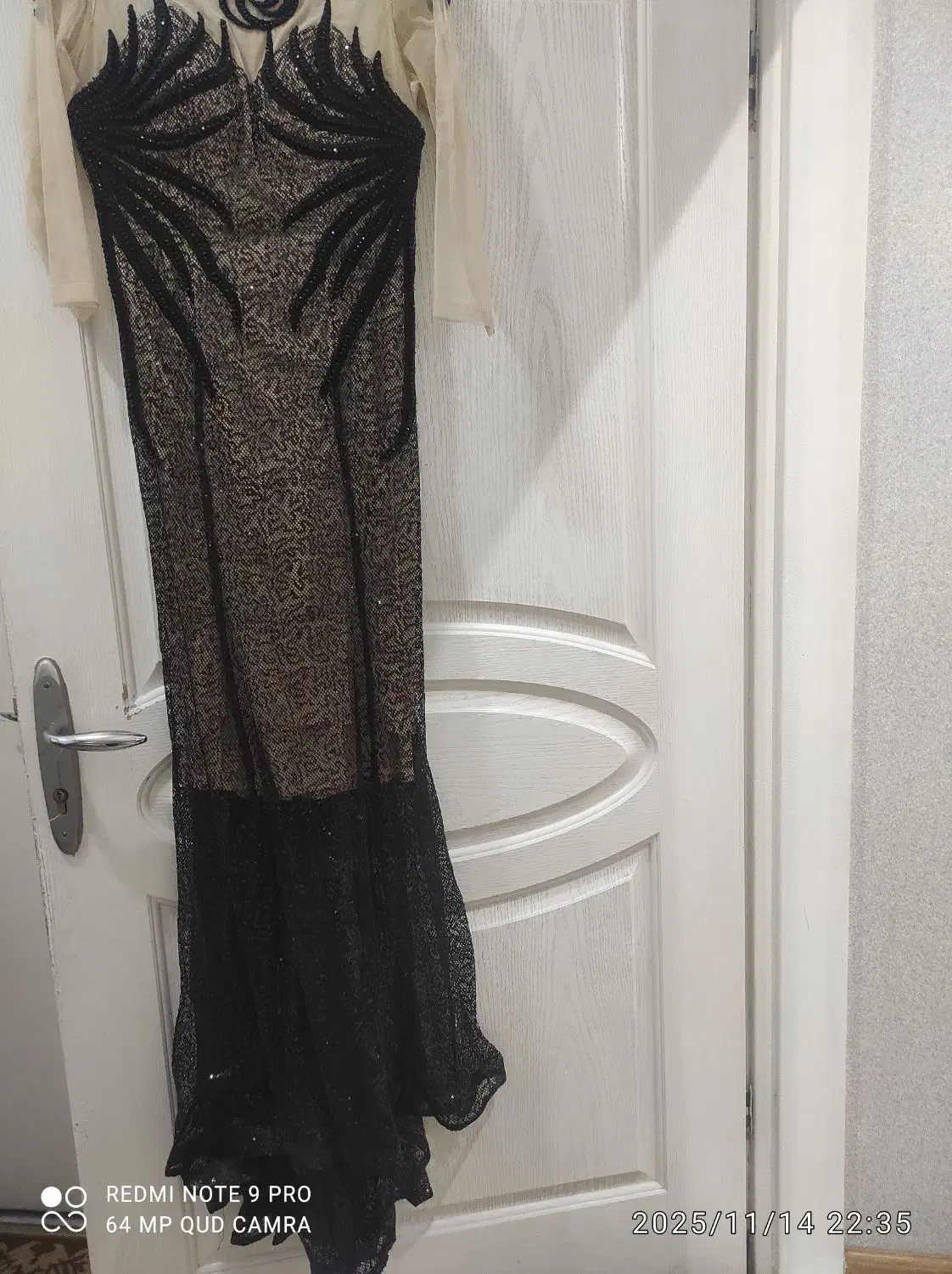 لباس مجلسی|لباس|ارومیه, |دیوار