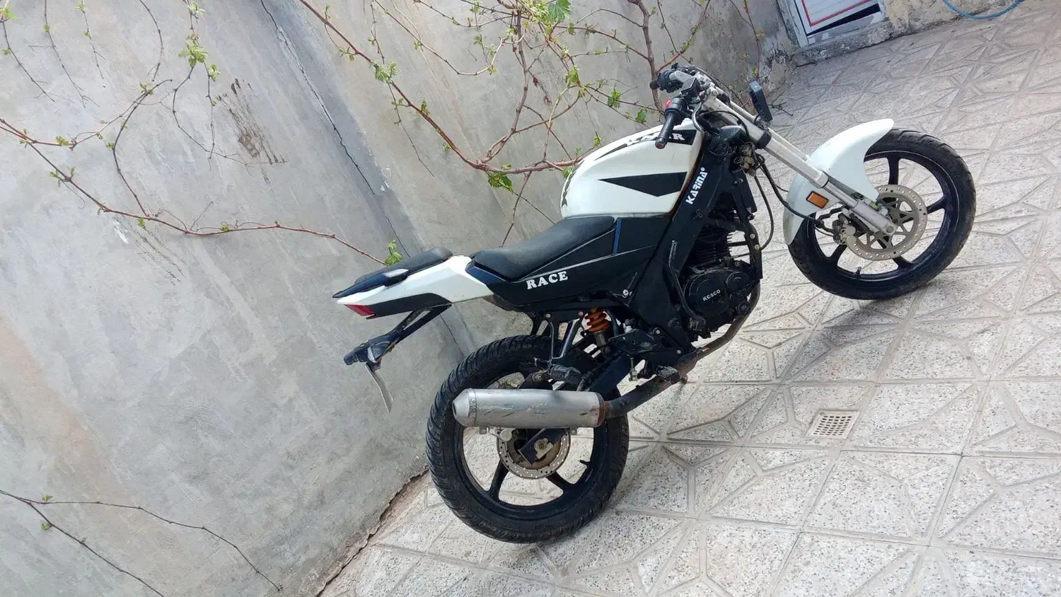 موتور ریس|موتورسیکلت|مشهد, پروین اعتصامی|دیوار