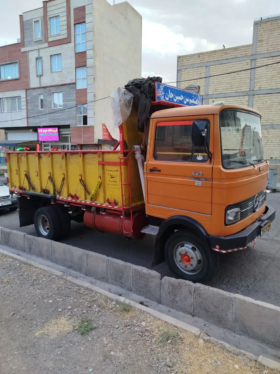 خاور 808باری|خودرو سنگین|زنجان, |دیوار