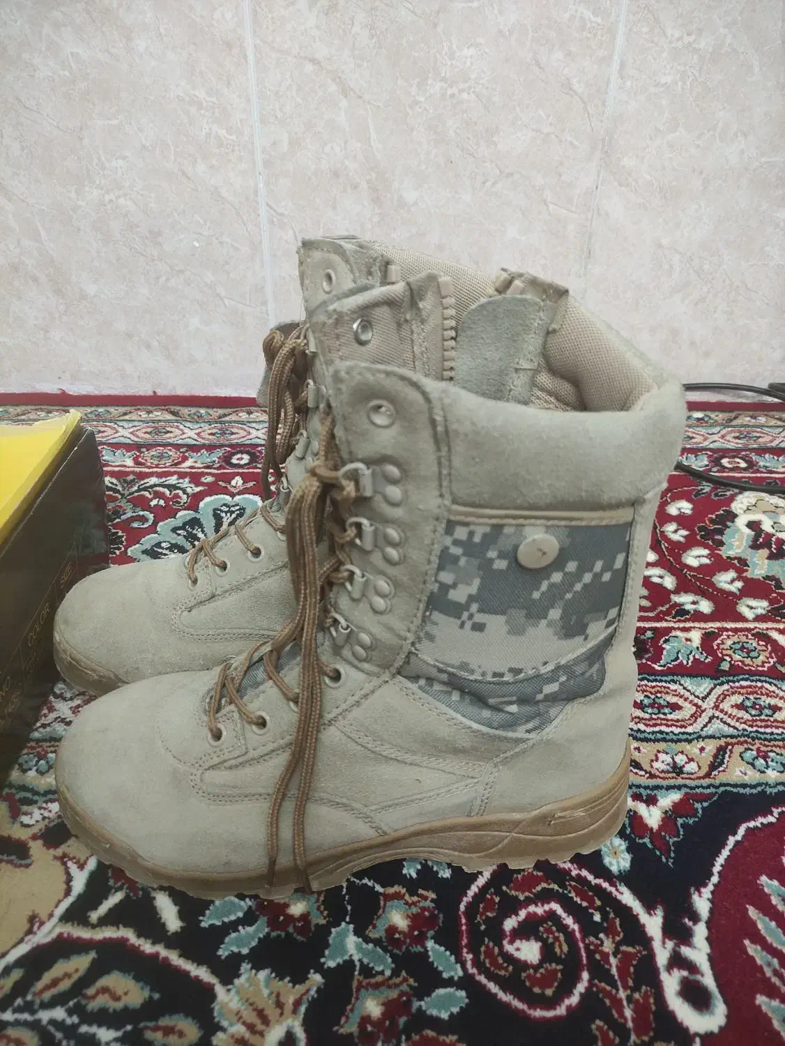 پوتین کوهنوردی کره‌ای اصل|کیف، کفش، کمربند|فسا, |دیوار