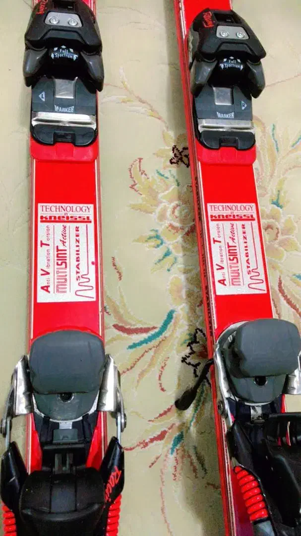 اسکی|ورزش‌های زمستانی|بومهن, |دیوار