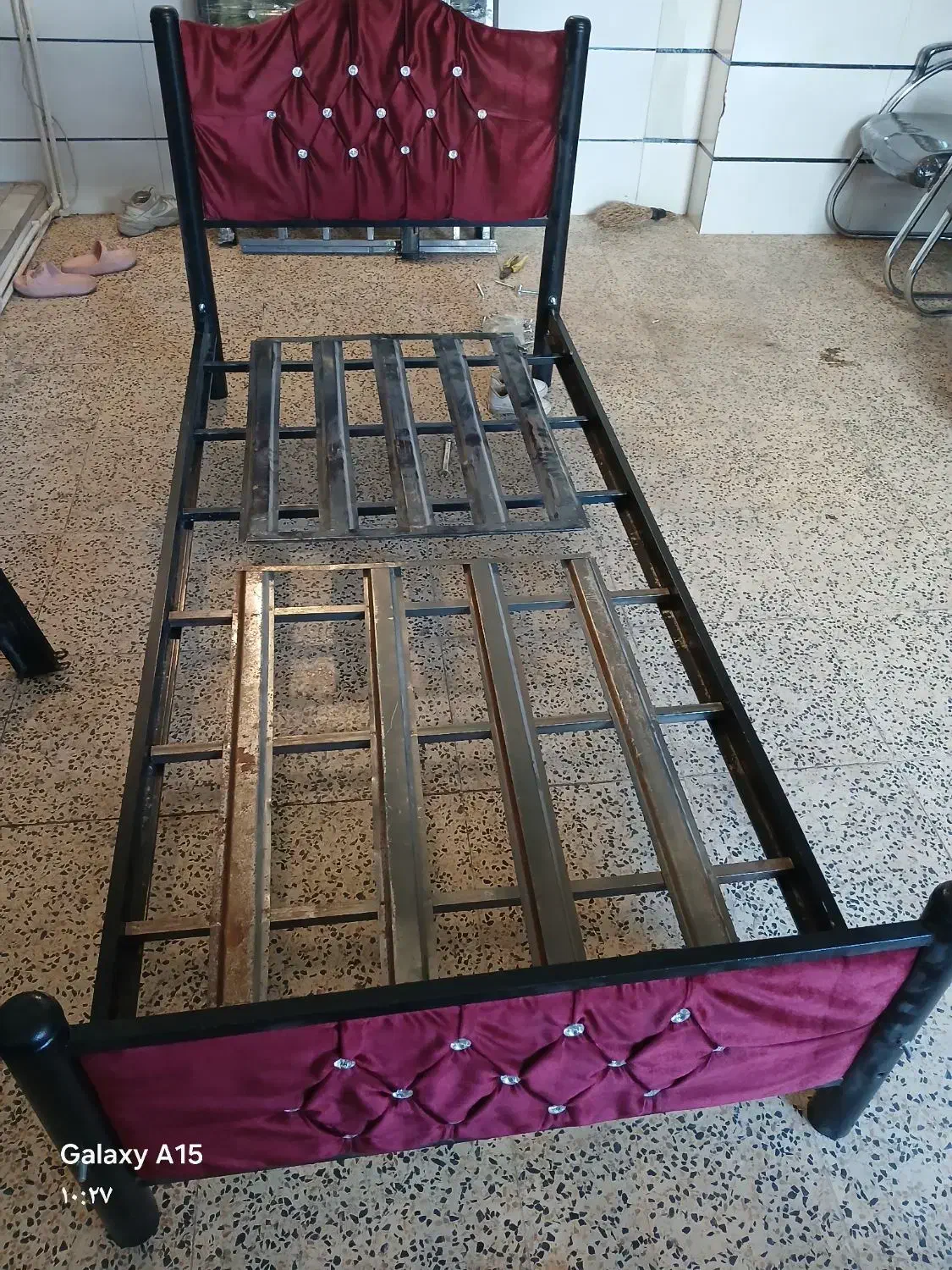 4عددتخت یک نفره فلزی محکم|تخت و سرویس خواب|اقبالیه, |دیوار