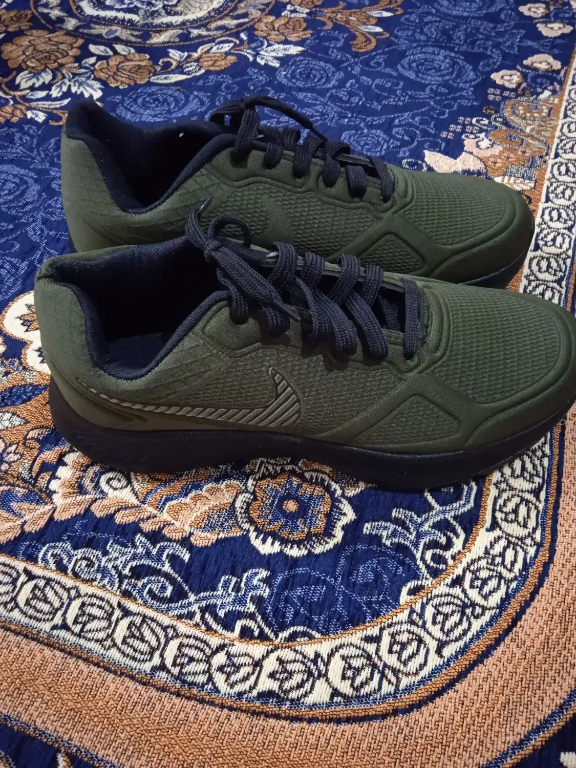 کتونی نونو سایز 43 قیمت 500هزار|کیف، کفش، کمربند|نورآباد, |دیوار