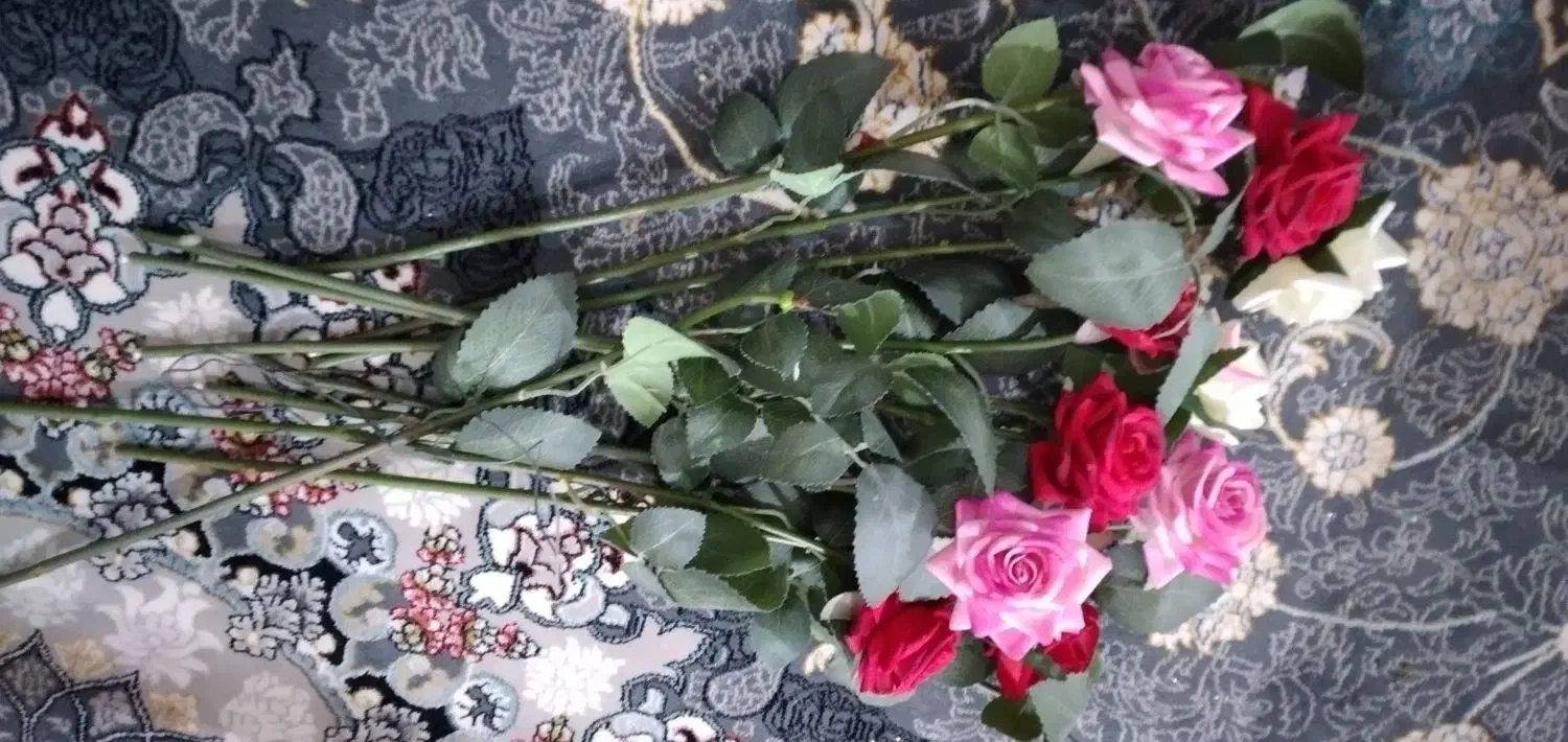 گل های زیبا|گل مصنوعی|کرج, حصارک پایین|دیوار