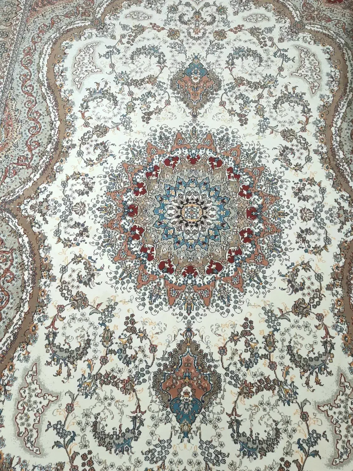 فرش ۹ و ۶ متری|فرش|گلستان (تهران), |دیوار
