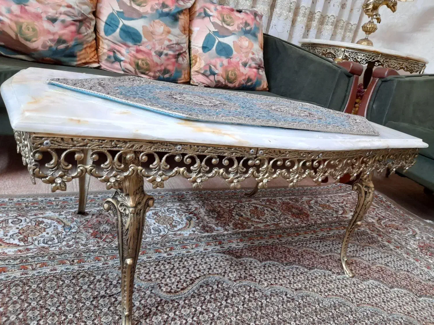 مبل وجلومبلی کلاسیک|مبلمان خانگی و میز عسلی|سهند, |دیوار