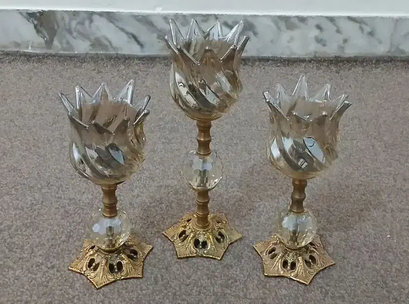 شمعدان و پایه انگور|ظروف سرو و پذیرایی|ایلام, |دیوار