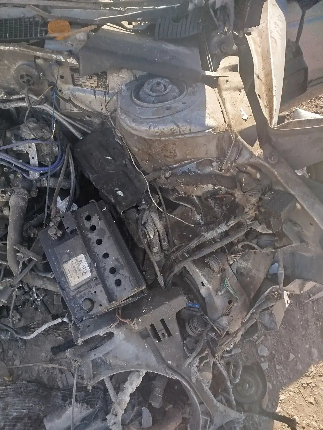 پژو 405فروشی تصادفی|خودرو سواری و وانت|قم, زنبیل آباد|دیوار