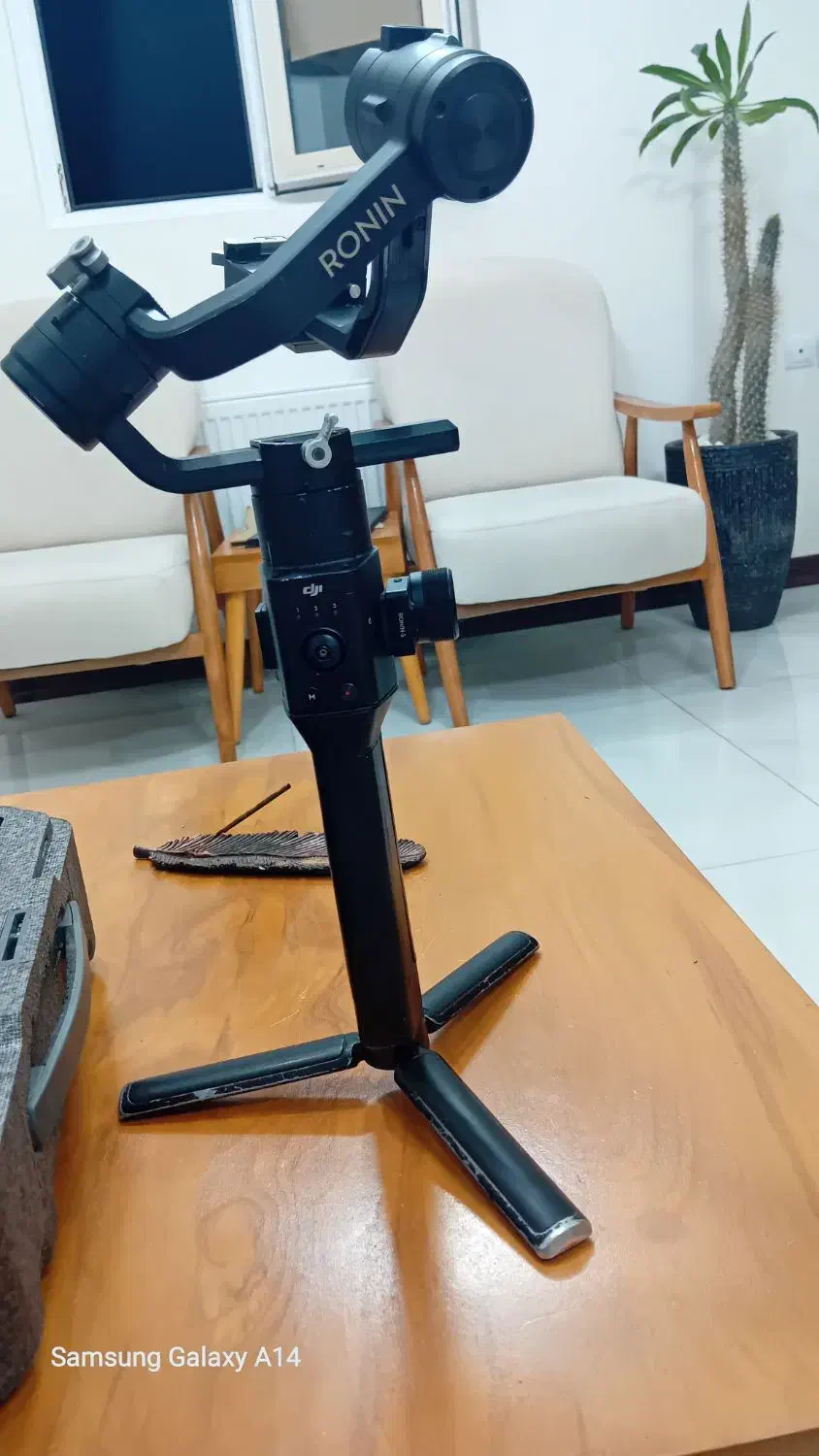 گیمبال رونین s|دوربین عکاسی و فیلم‌برداری|بروجرد, |دیوار