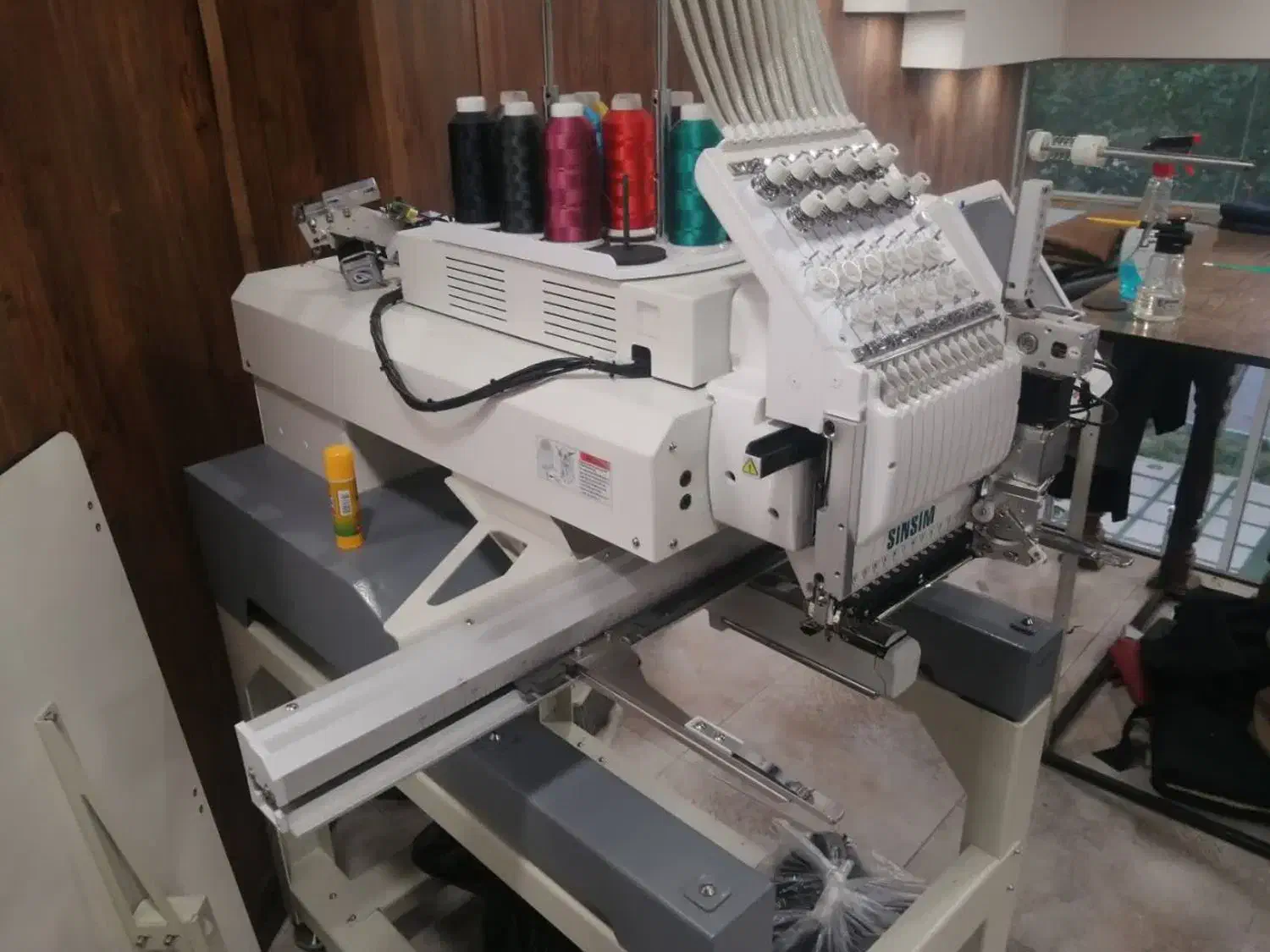 چرخ گلدوزی ۱۲ نخ|چرخ خیاطی و ریسندگی|بافق, |دیوار