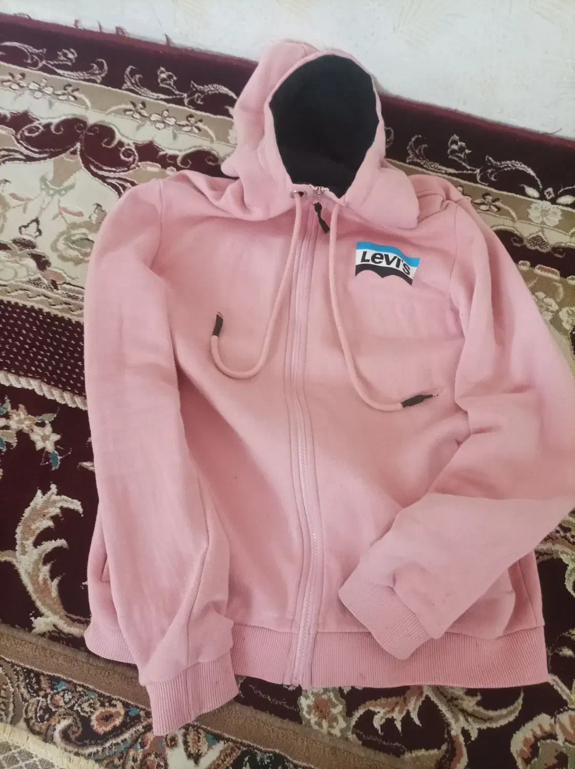 کاپی کلاه|لباس|بروجرد, |دیوار