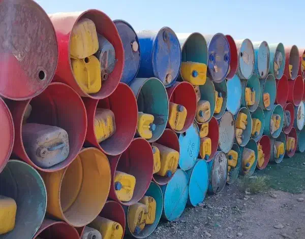 فروش انواع بشکه فلزی و پلاستیکی زیر قیمت بازار|ظروف نگهدارنده، پلاستیکی، یک‌بارمصرف|رفسنجان, |دیوار