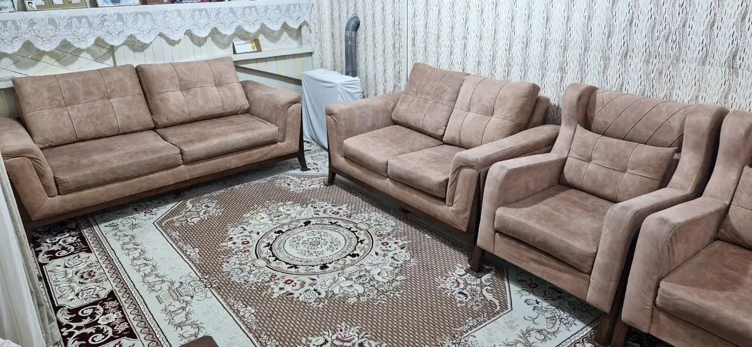 مبل فروشی ۷نفره فوری از نظر جنس عالی|مبلمان خانگی و میز عسلی|مرودشت, شهرک مهدیه|دیوار