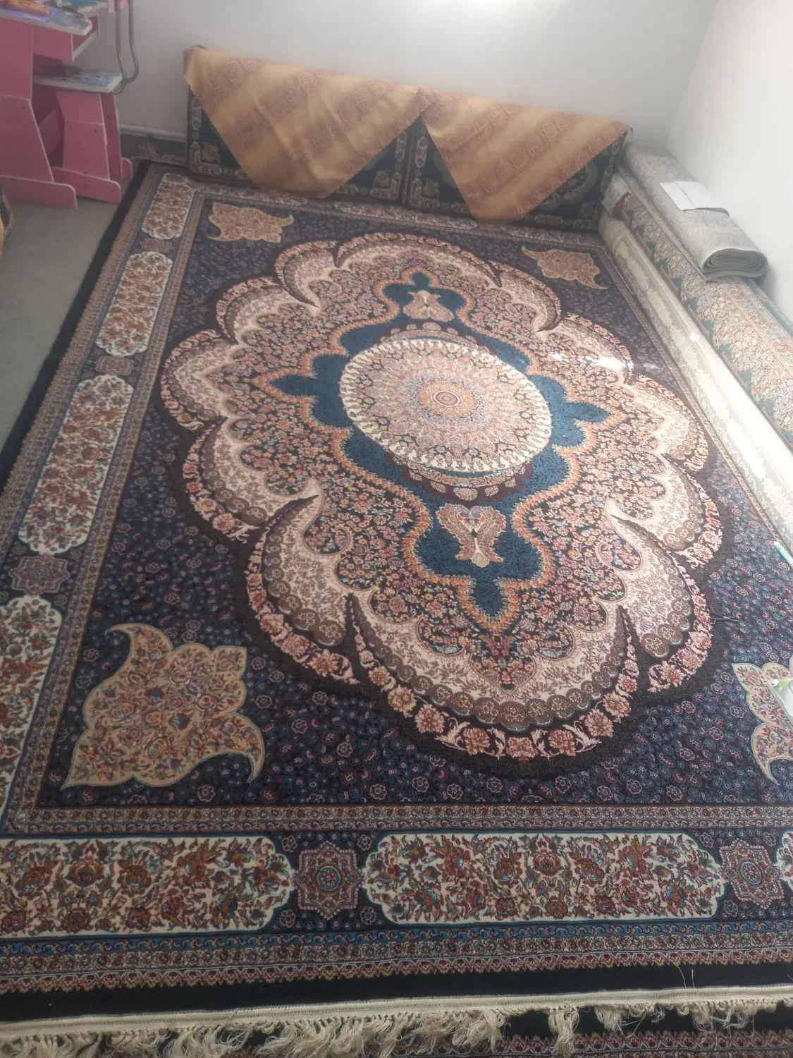 ۳تخته فرش|فرش|ساوه, |دیوار