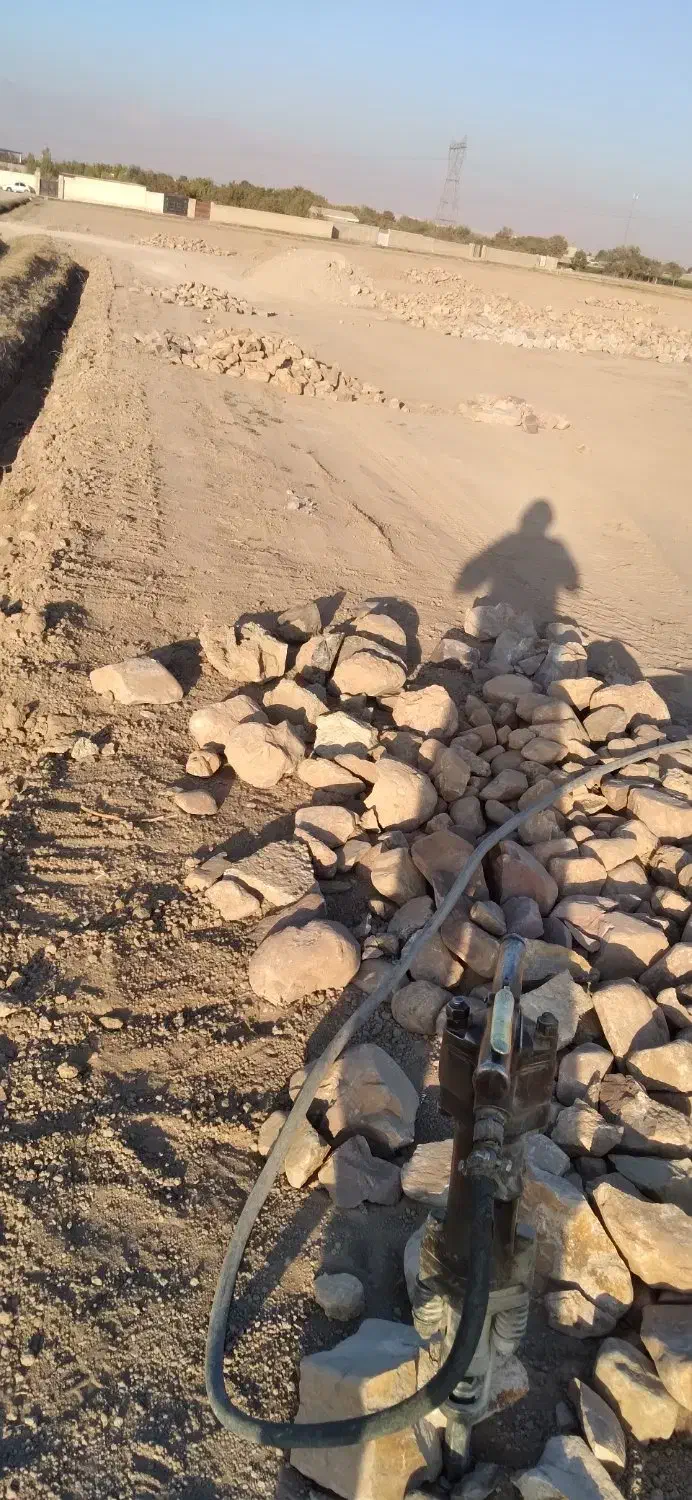 اجاره دهنده تراکتور کمپرسور|ماشینآلات صنعتی|هشتگرد, هشتگرد قدیم|دیوار