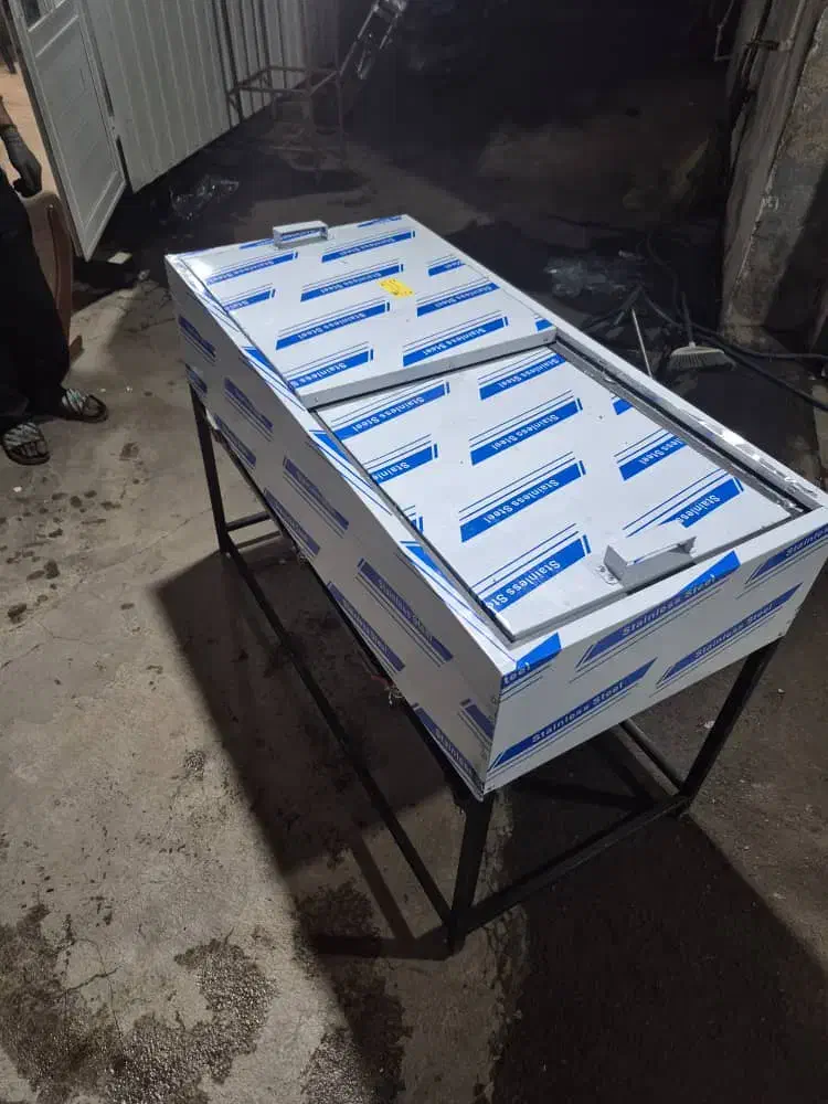 یخچال وان مشکی ساندویچی اسابک فر vgh ایستاده کد152|کافی‌شاپ و رستوران|برازجان, |دیوار