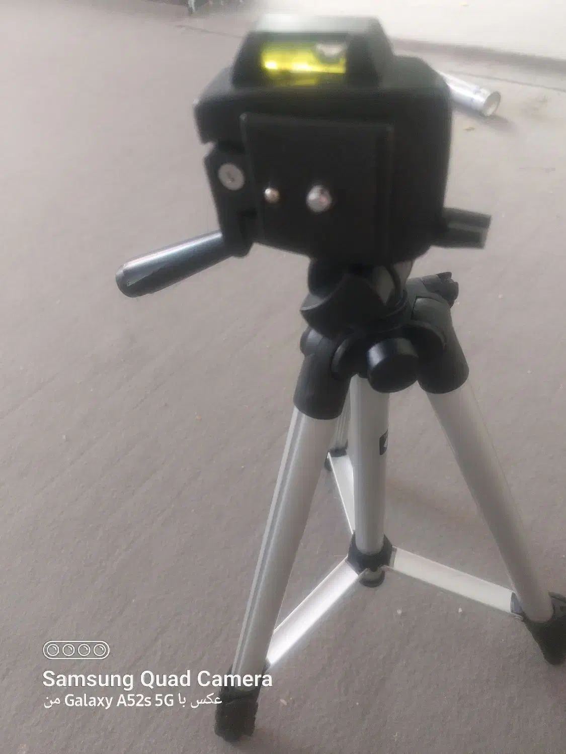 سه پایه دوربین|دوربین عکاسی و فیلمبرداری|شیراز, دشت چنار|دیوار