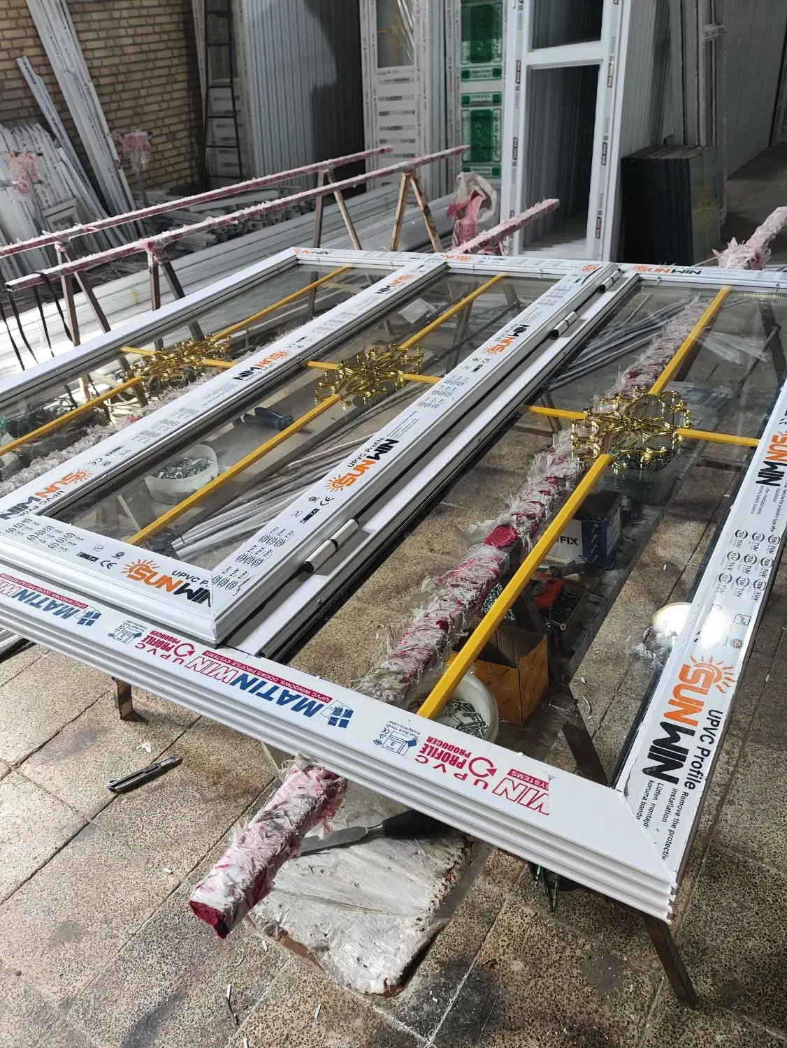 درب پنجره پی وی سیpvc عمده و تکی|مصالح و تجهیزات ساختمان|بهارستان, |دیوار