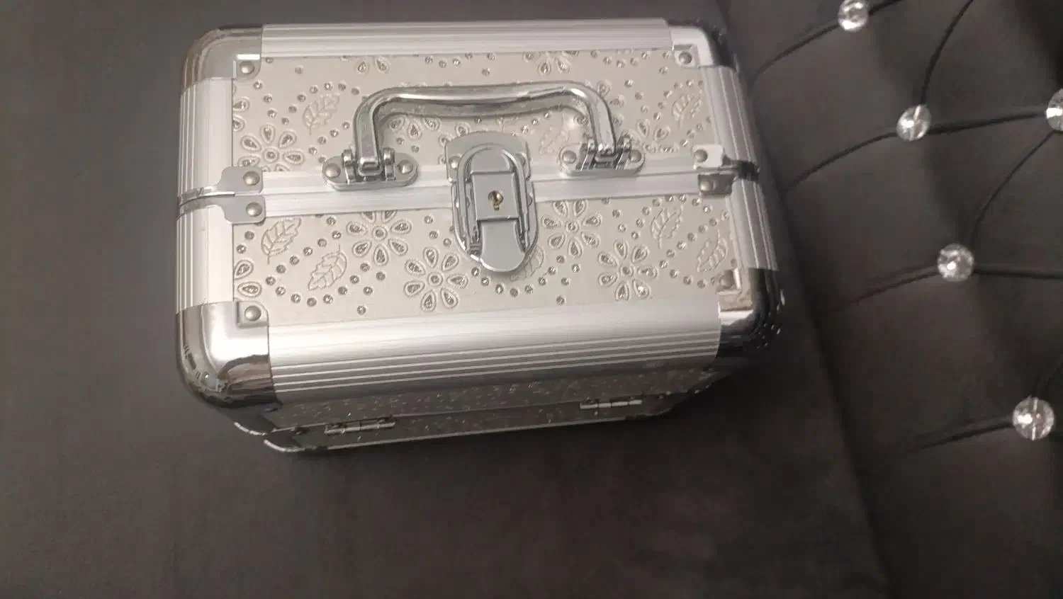 کیف ارایشی|کیف، کفش، کمربند|اردبیل, |دیوار