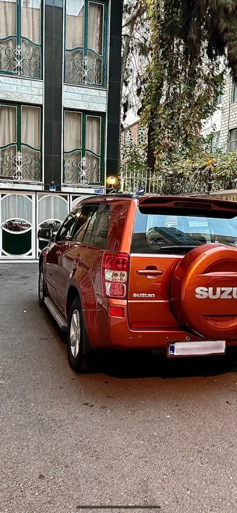 سوزوکی ویتارا اتوماتیک 2000cc، مدل ۲۰۰۹ بدون رنگ|خودرو سواری و وانت|تهران, میدان ولیعصر|دیوار