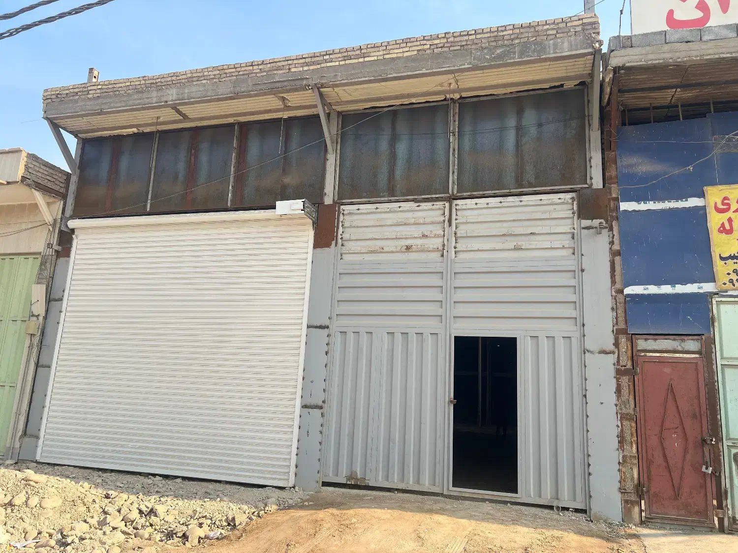 اجاره و رهن گراژ ۴۰۰متری کامل مسقف در شیبان|اجارهٔ مغازه و غرفه|باوی, |دیوار