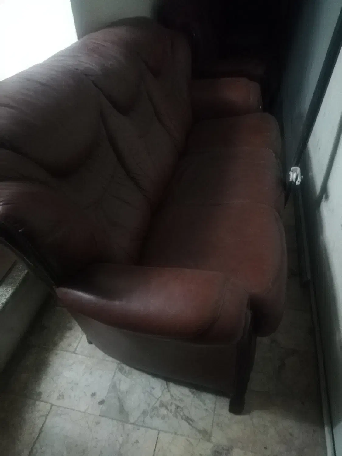 مبل چرمی|مبلمان خانگی و میز عسلی|مشهد, امام رضا (ع)|دیوار