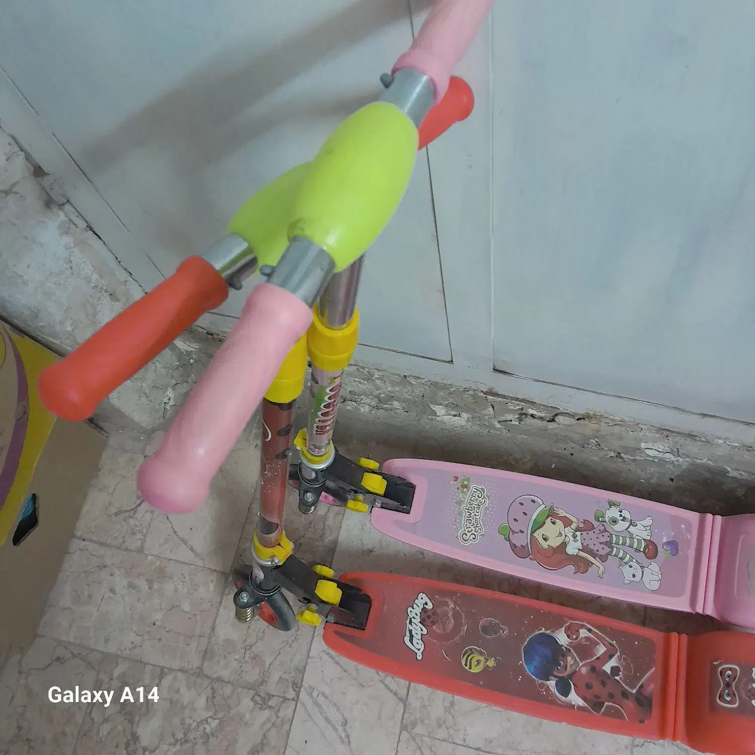 اسکوتر  با  مقاومت بالا و کم کار|دوچرخه، اسکیت، اسکوتر|مشهد, سرافرازان|دیوار