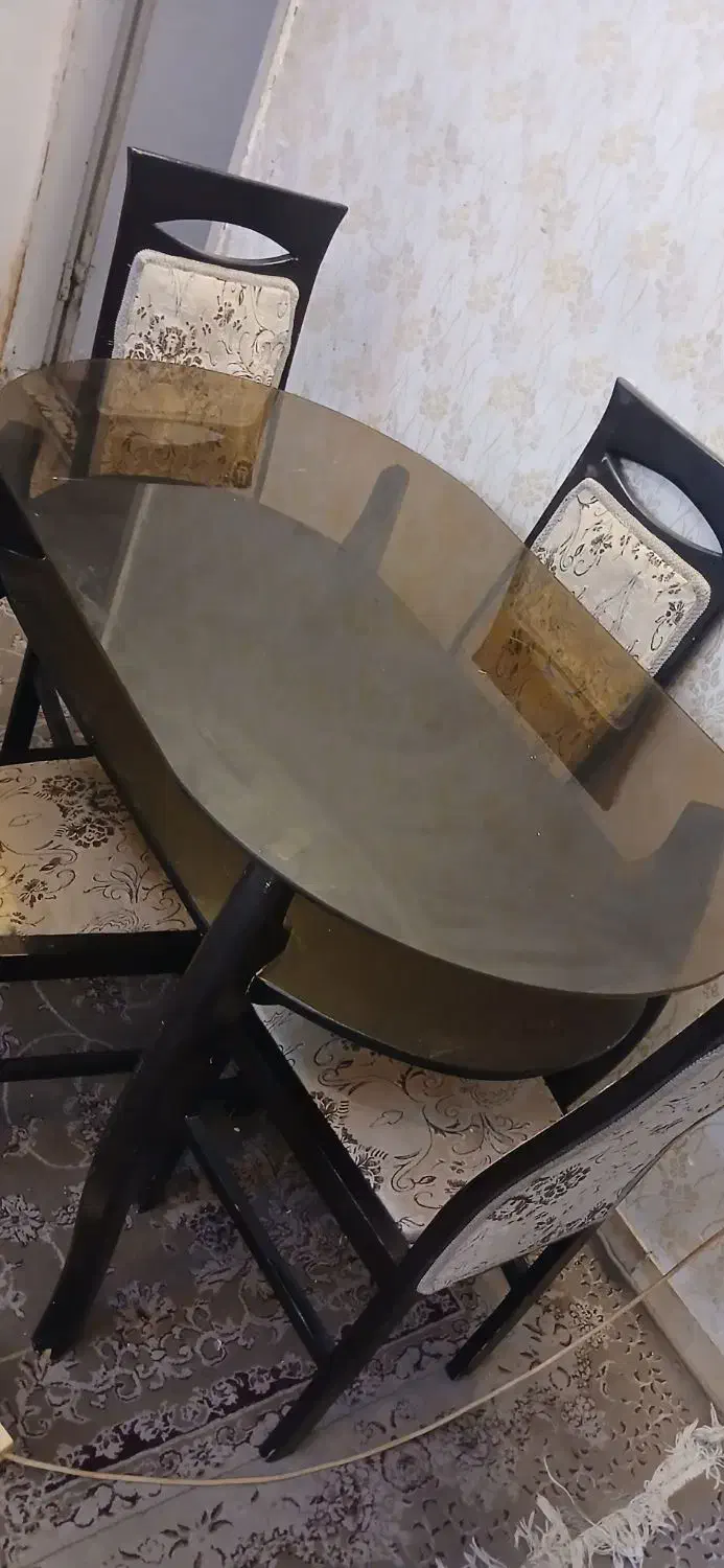 میزوصندلی ۴نفره|میز و صندلی غذاخوری|مشهد, رسالت|دیوار