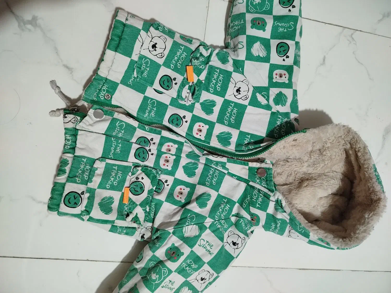 لباس پسرانه در حد|کفش و لباس بچه|پاکدشت, پاکدشت (مامازند)|دیوار