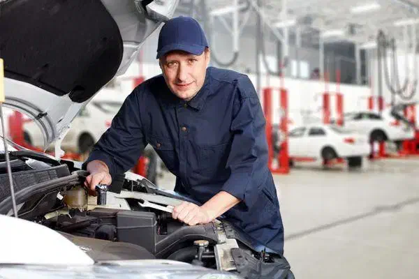 پشتیبان امور فنی خودرو|استخدام اداری و مدیریت|یزد, |دیوار